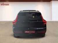 Volvo EX40 Extended Range Black Edition