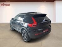 Volvo EX40 Extended Range Black Edition