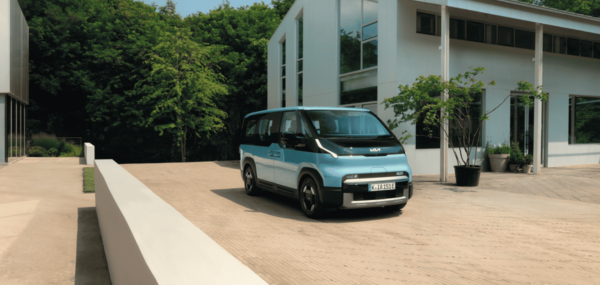 PV5_Passenger_1920x912